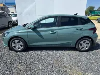 Neu Hyundai i20 90 PS (66 kW) 2026 (mangrove green mg2) Kleinwagen