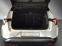 Gebraucht Renault Scenic E-Tech Iconic 160 kW (218 PS) 2024 Perlmuttweiss/black pearl schwar SUV