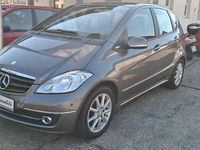 Gebraucht Mercedes A180 Edition 116 PS (85 kW) 2010 Grau Limousine