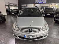 Gebraucht Mercedes B180 109 PS (80 kW) 2007 Silber Van / Kleinbus