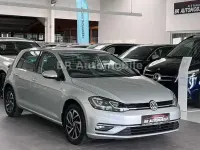Gebraucht VW Golf VII Join 116 PS (85 kW) 2019 Grau Limousine