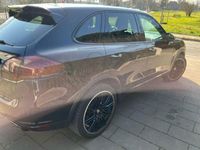 Gebraucht Porsche Cayenne 239 PS (175 kW) 2011 Schwarz SUV