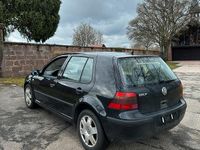 Gebraucht VW Golf IV 90 PS (66 kW) 2001 Schwarz Kleinwagen