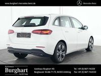 Gebraucht Mercedes B200 Advanced 163 PS (119 kW) 2024 Unilack polarweiß Kleinwagen