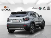 Neu Jeep Avenger Summit 110 PS (80 kW) 2025 Grau SUV