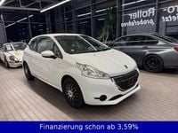 Gebraucht Peugeot 208 Active 82 PS (60 kW) 2015 Weiß Kleinwagen