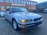 Gebraucht BMW 728 193 PS (141 kW) 1999 Silber Limousine