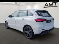 Gebraucht Mercedes B250e Progressive 163 PS (119 kW) 2024 Polarweiß Van / Kleinbus