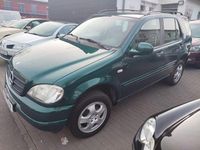 Gebraucht Mercedes ML320 218 PS (160 kW) 2000 Grün SUV