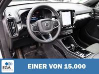 Gebraucht Volvo XC40 Plus 163 PS (119 kW) 2023 Weiß metallic SUV