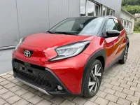 Gebraucht Toyota Aygo X X-plore 72 PS (52 kW) 2024 Chili red (3u4)/ black mica (2 SUV