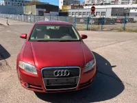 Używany Audi A4 130 KM (95 kW) 2006 Czerwony Sedan/Limuzyna