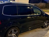 Second-hand VW Sharan 177 CP (130 kW) 2015 Negru Monovolum