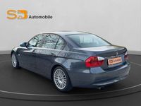 gebraucht BMW 318 i Lim.*Klima*TÜV Neu*SHZG*PDC*8-Fach