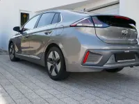 Gebraucht Hyundai Ioniq Premium 141 PS (103 kW) 2020 Grau Kleinwagen