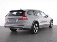 Gebraucht Volvo V60 CC 145 PS (106 kW) 2024 Kombi