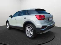 Neu Audi Q2 Advanced 150 PS (110 kW) 2026 Silber SUV
