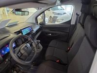 Neu Opel Combo Basis 102 PS (75 kW) 2026 Grau Van / Kleinbus