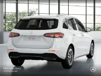 Gebraucht Mercedes B200 Advanced 163 PS (119 kW) 2025 Weiß Van / Kleinbus