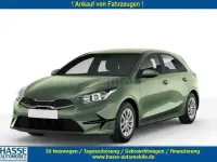 Neu Kia Ceed Silver 140 PS (102 kW) 2025 Experience grün metallic Kleinwagen
