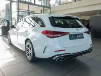 Gebraucht Mercedes C180 Premium 170 PS (125 kW) 2023 Weiß Limousine