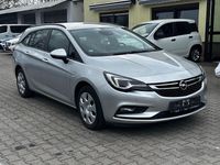 Gebraucht Opel Astra Edition 136 PS (100 kW) 2018 Silber Kombi