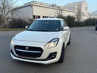Gebraucht Suzuki Swift 83 PS (61 kW) 2023 Weiß Limousine