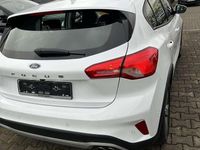 Usata Ford Focus Active 125 CV (91 kW) 2019 Bianco Berlina
