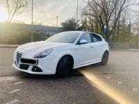Gebraucht Alfa Romeo Giulietta 170 PS (125 kW) 2012 Weiß Kleinwagen