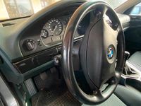 Gebraucht BMW 525 192 PS (141 kW) 2002 Silber Limousine
