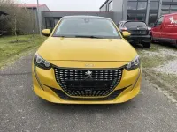 Gebraucht Peugeot 208 Allure 102 PS (75 kW) 2020 Gelb Kleinwagen