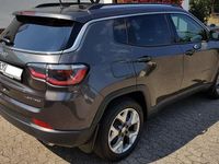 Gebraucht Jeep Compass Limited 140 PS (102 kW) 2018 Grau SUV