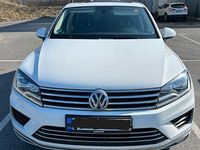 Gebraucht VW Touareg Exclusive 262 PS (192 kW) 2017 Weiß SUV