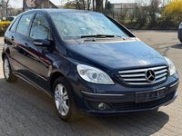 Gebraucht Mercedes B200 136 PS (100 kW) 2008 Blau Van / Kleinbus