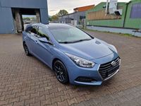 gebraucht Hyundai i40 Kombi blue 1.7 CRDi DCT Premium Automatik