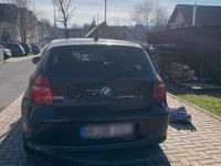 gebraucht BMW 118 i TÜV 12/25, Navi, SHZ