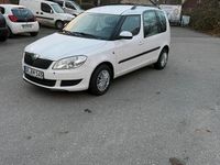 Gebraucht Skoda Roomster 80 PS (58 kW) 2011 Weiß Van / Kleinbus