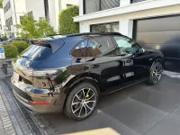 Second-hand Porsche Cayenne 462 CP (339 kW) 2021 Negru SUV