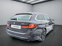 Gebraucht BMW 540 333 PS (244 kW) 2021 Grau Kombi