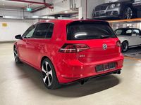 Gebraucht VW Golf VII GTI 220 PS (161 kW) 2016 Tornadorot Limousine