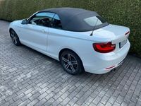 gebraucht BMW 220 i Cabrio -