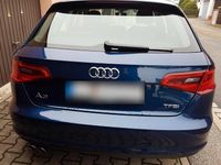 Gebraucht Audi A3 92 PS (67 kW) 2016 Blau Kleinwagen