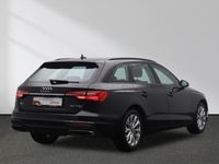 Gebraucht Audi A4 Business 150 PS (110 kW) 2023 Mythosschwarz metallic Kombi
