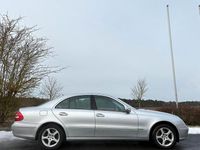 Gebraucht Mercedes E240 Elegance 177 PS (130 kW) 2002 Silber Limousine