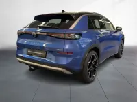 Neu VW T-Roc Style 150 PS (110 kW) 2026 Blau SUV