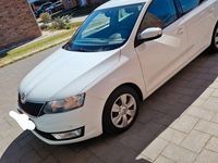 Usata Skoda Rapid Active 116 CV (85 kW) 2017 Bianco Utilitaria