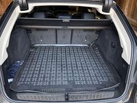 Gebraucht BMW 520 190 PS (139 kW) 2022 Schwarz Kombi