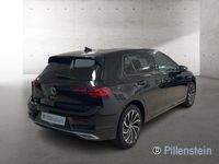Gebraucht VW Golf VIII Active 131 PS (96 kW) 2022 Schwarz Limousine