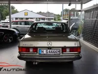 Gebraucht Mercedes 280 177 PS (130 kW) 1978 Grün Coupé