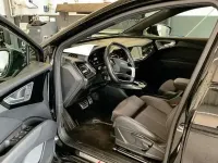 Gebraucht Audi Q4 e-tron S-Line 150 kW (204 PS) 2022 Schwarz SUV
